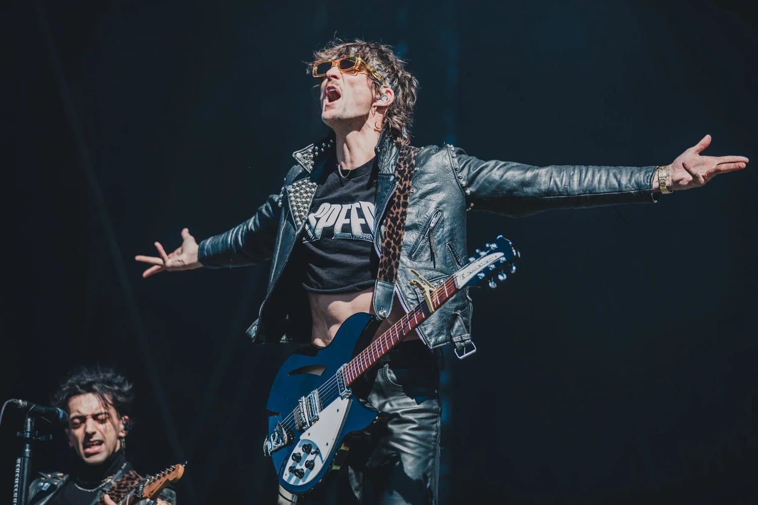 Boys Like Girls with iDKHOW and Arrows in Action